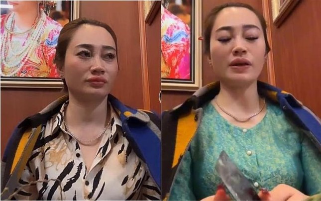Hình ảnh cô đồng bổ cau Trương Thị Hương khi xem bói cho người khác đăng tải trên mạng xã hội. Hình ảnh cô đồng bổ cau Trương Thị Hương khi xem bói cho người khác đăng tải trên mạng xã hội.