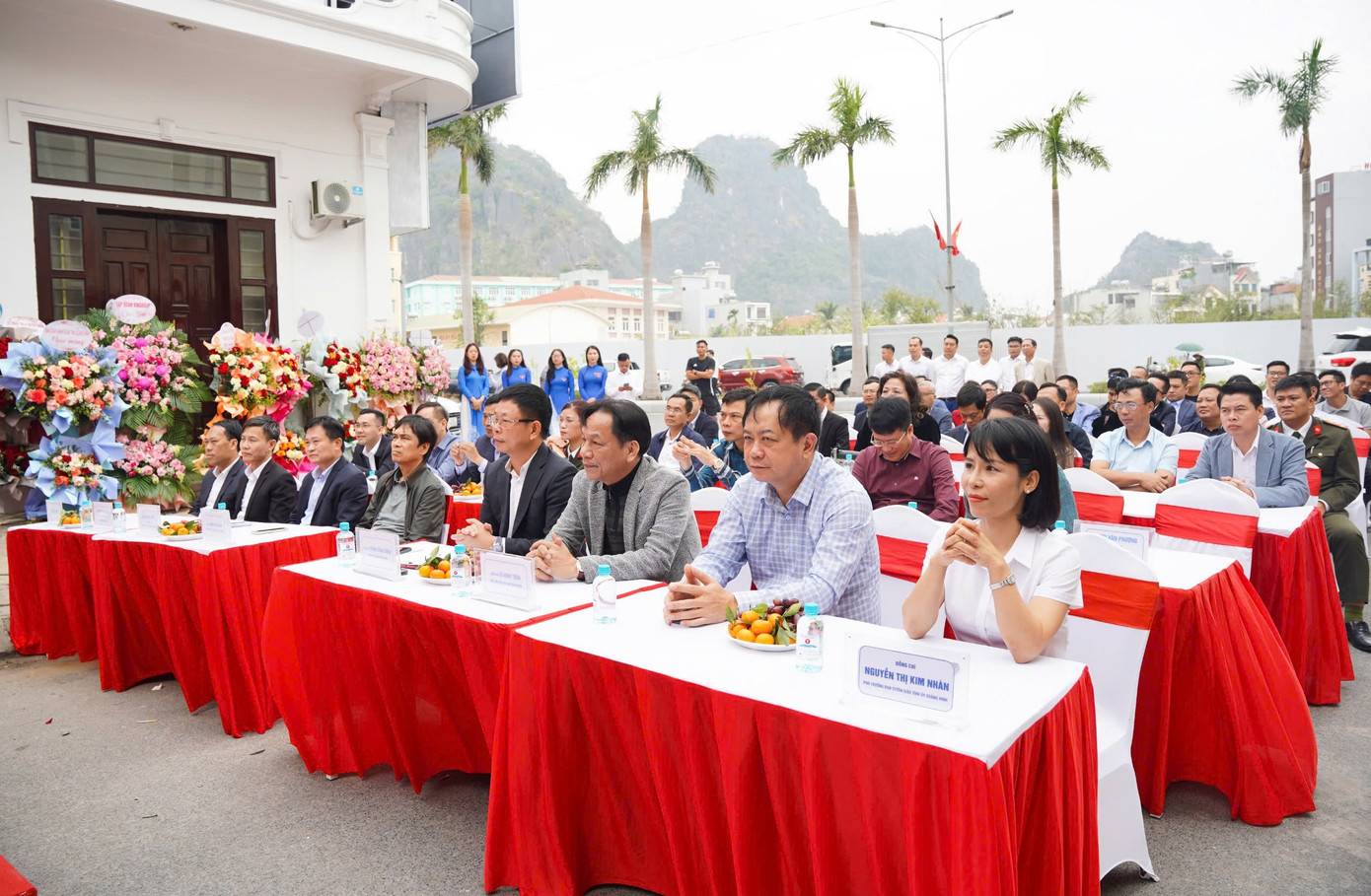 Đại diện các ban, sở ngành tỉnh Quảng Ninh, TP Hải Phòng, Lạng Sơn, Bắc Ninh, Bắc Giang dự buổi lễ.