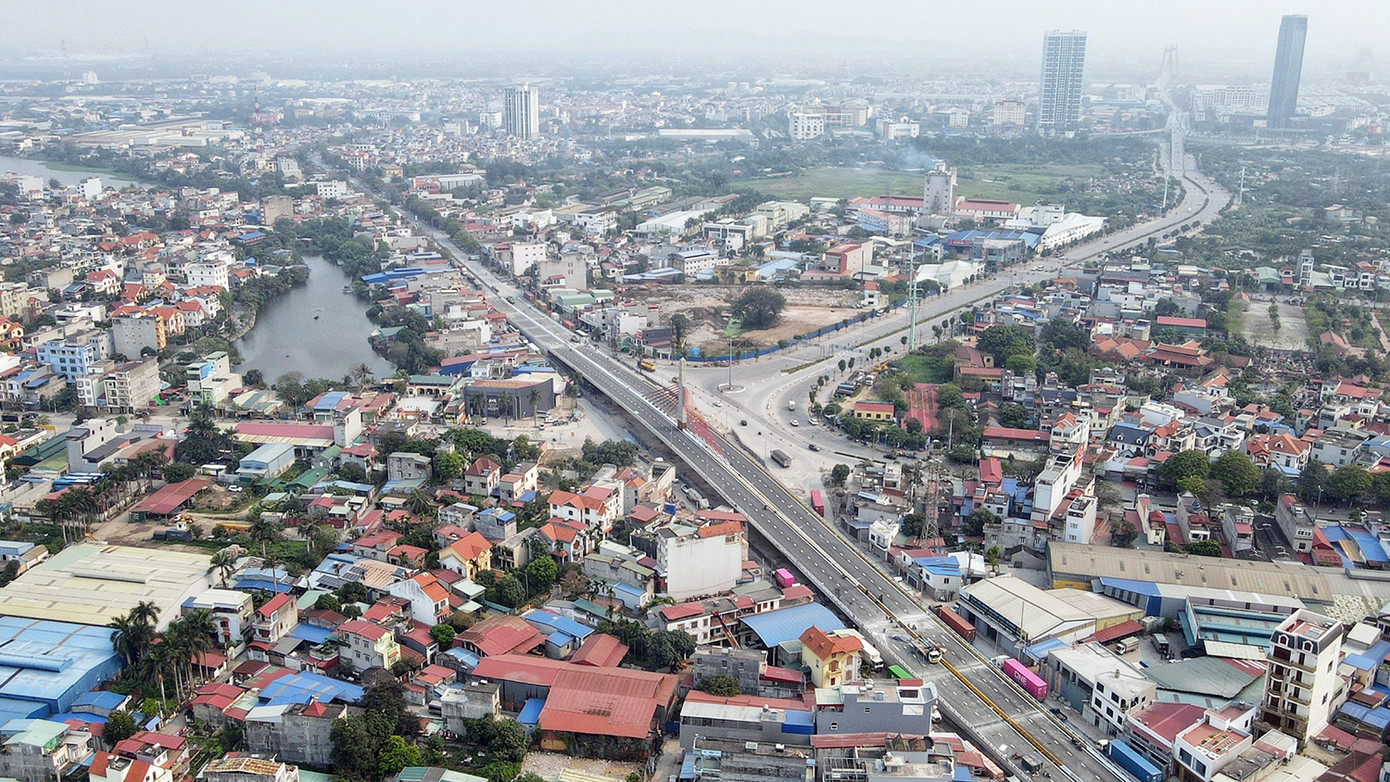Sở GTVT Hải Phòng vừa có thông báo phân luồng các loại phương tiện lưu thông 2 chiều qua cầu vượt nút giao khác mức Tôn Đức Thắng - Máng Nước - Quốc lộ 5, thuộc địa phận huyện An Dương. Sở GTVT Hải Phòng vừa có thông báo phân luồng các loại phương tiện lưu thông 2 chiều qua cầu vượt nút giao khác mức Tôn Đức Thắng - Máng Nước - Quốc lộ 5, thuộc địa phận huyện An Dương.