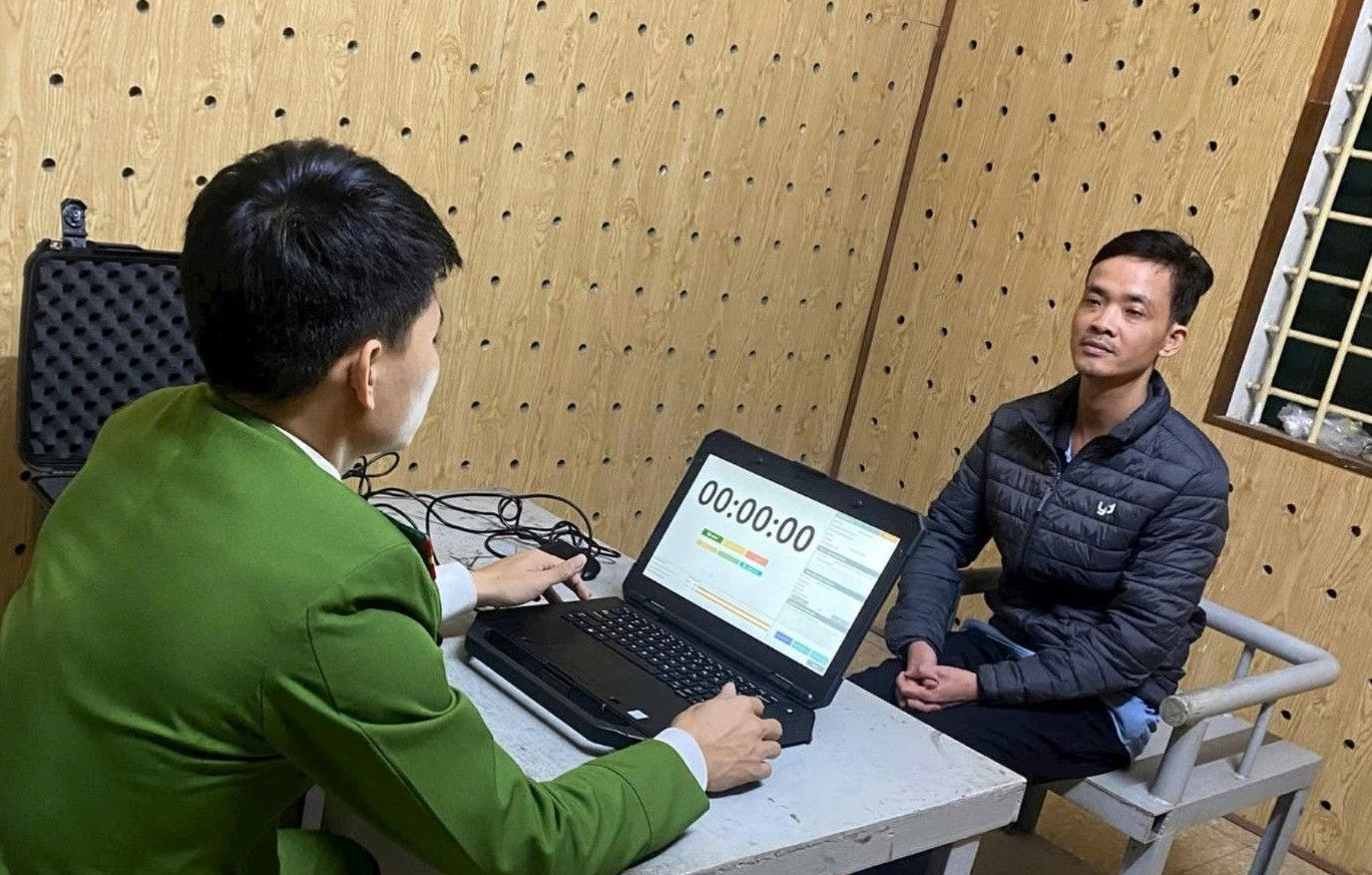 Bị can Nguyễn Văn Định tại cơ quan công an.