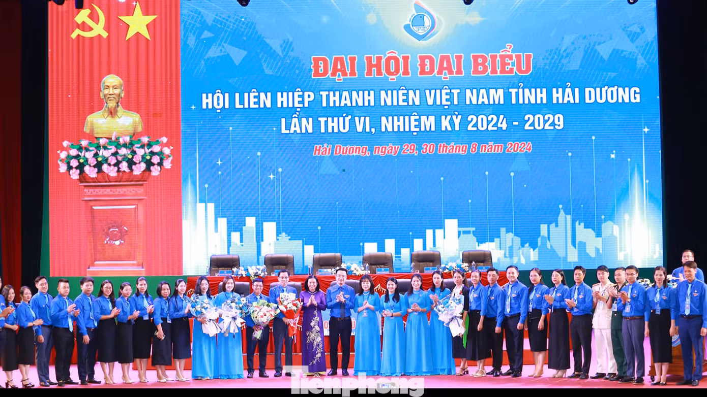 Ủy ban Hội LHTN Việt Nam tỉnh Hải Dương khóa VI, nhiệm kỳ 2024-2029 ra mắt tại đại hội.