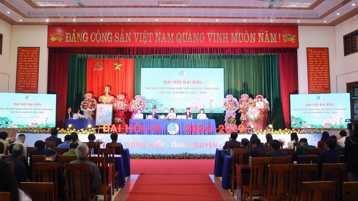 Toàn cảnh đại hội điểm Hội LHTN Việt Nam xã Tống Phan (Phù Cừ, Hưng Yên).