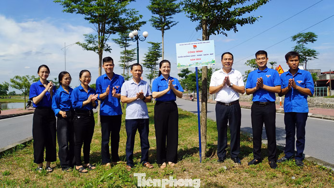 Trong ngày ra quân, Thành Đoàn Hải Phòng và Huyện Đoàn Tiên Lãng đã ra mắt công trình tuyến đường Sáng - Xanh - Sạch - Đẹp tại thị trấn Tiên Lãng và hai tuyến đường xanh thanh niên tại xã Đông Hưng, xã Nam Hưng.