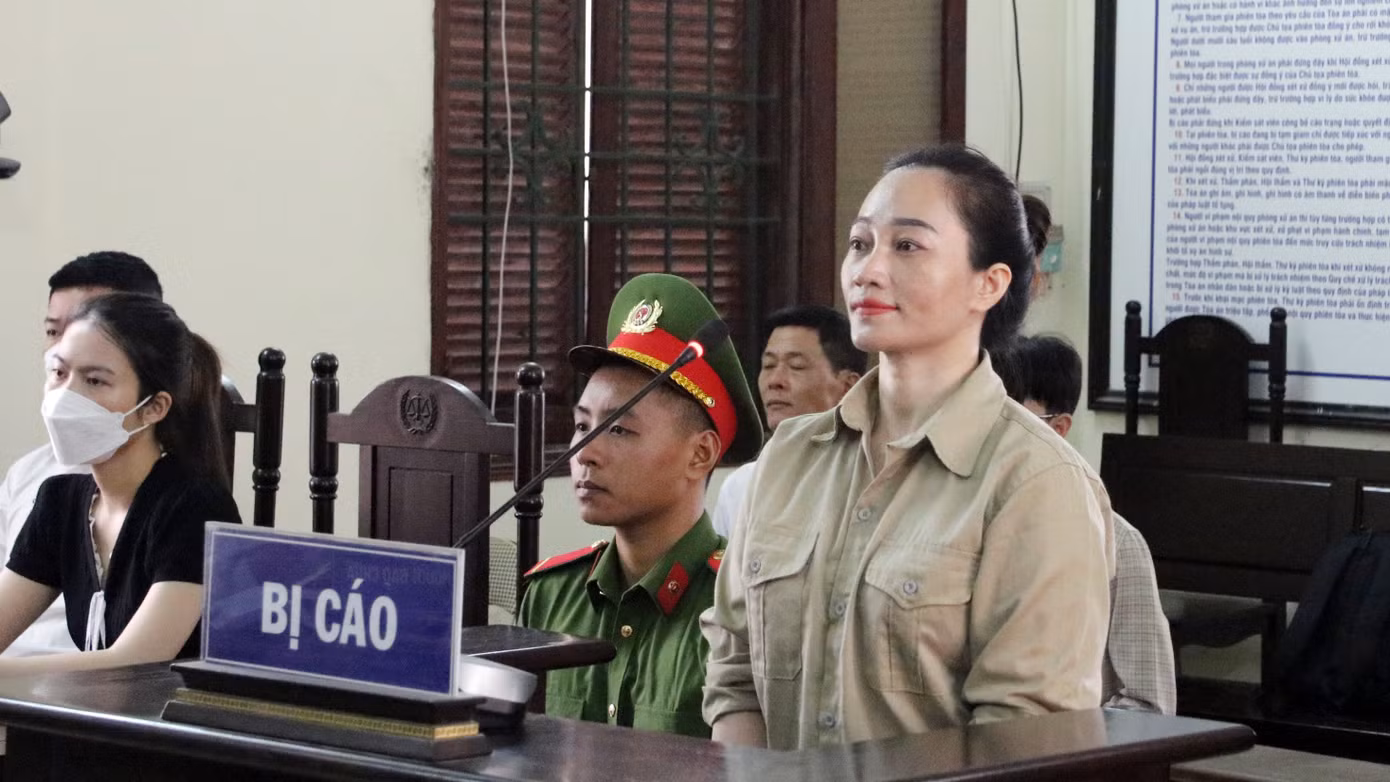 Bị cáo Trương Thị Hương tại tòa.