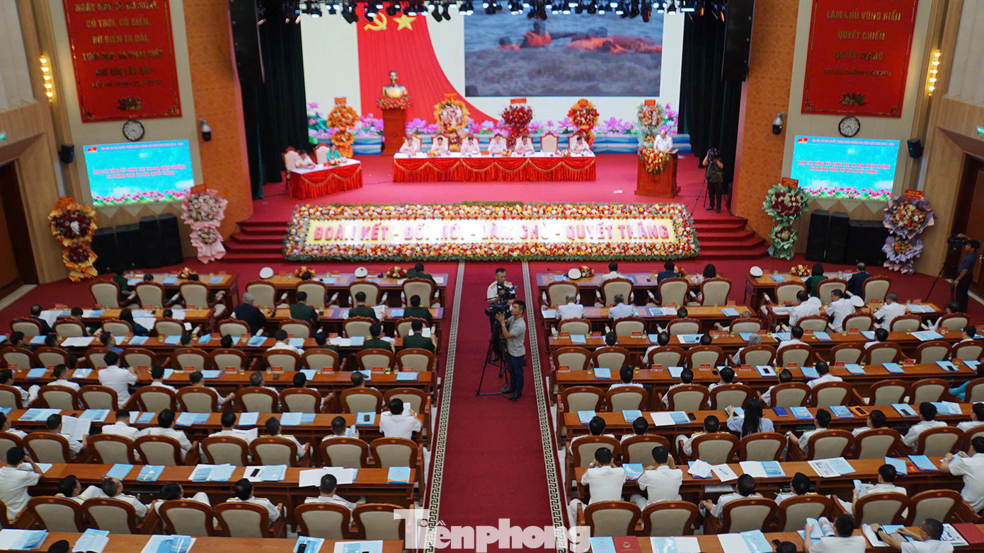 Toàn cảnh Đại hội Thi đua quyết thắng Quân chủng Hải quân giai đoạn 2019-2024 tại TP. Hải Phòng, ngày 25/9.