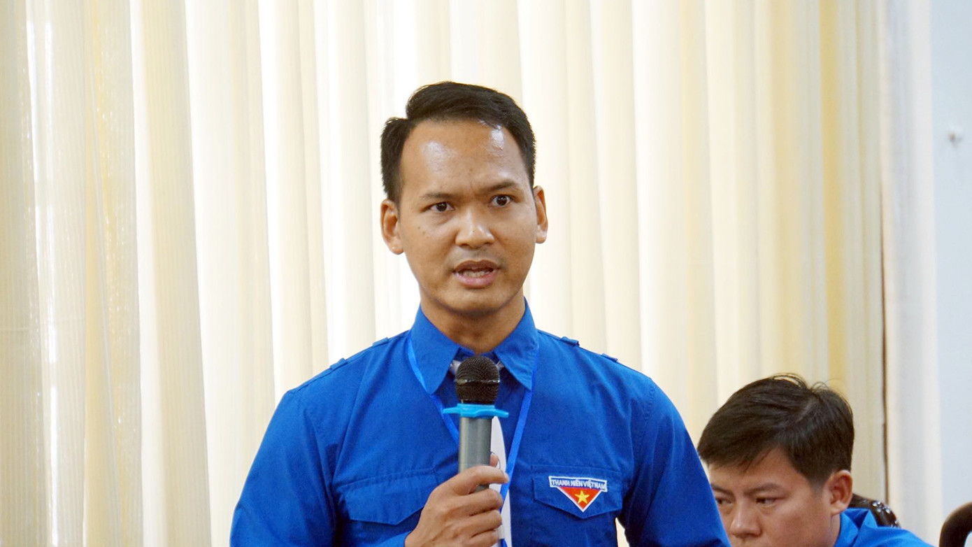 Đại biểu thảo luận, chia sẻ kinh nghiệm khởi nghiệp về việc ứng dụng khoa học công nghệ vào sản xuất, kinh doanh, phát huy vai trò của thanh niên tiên phong trong chuyển đổi số, khởi nghiệp sáng tạo. Đại biểu thảo luận, chia sẻ kinh nghiệm khởi nghiệp về việc ứng dụng khoa học công nghệ vào sản xuất, kinh doanh, phát huy vai trò của thanh niên tiên phong trong chuyển đổi số, khởi nghiệp sáng tạo.