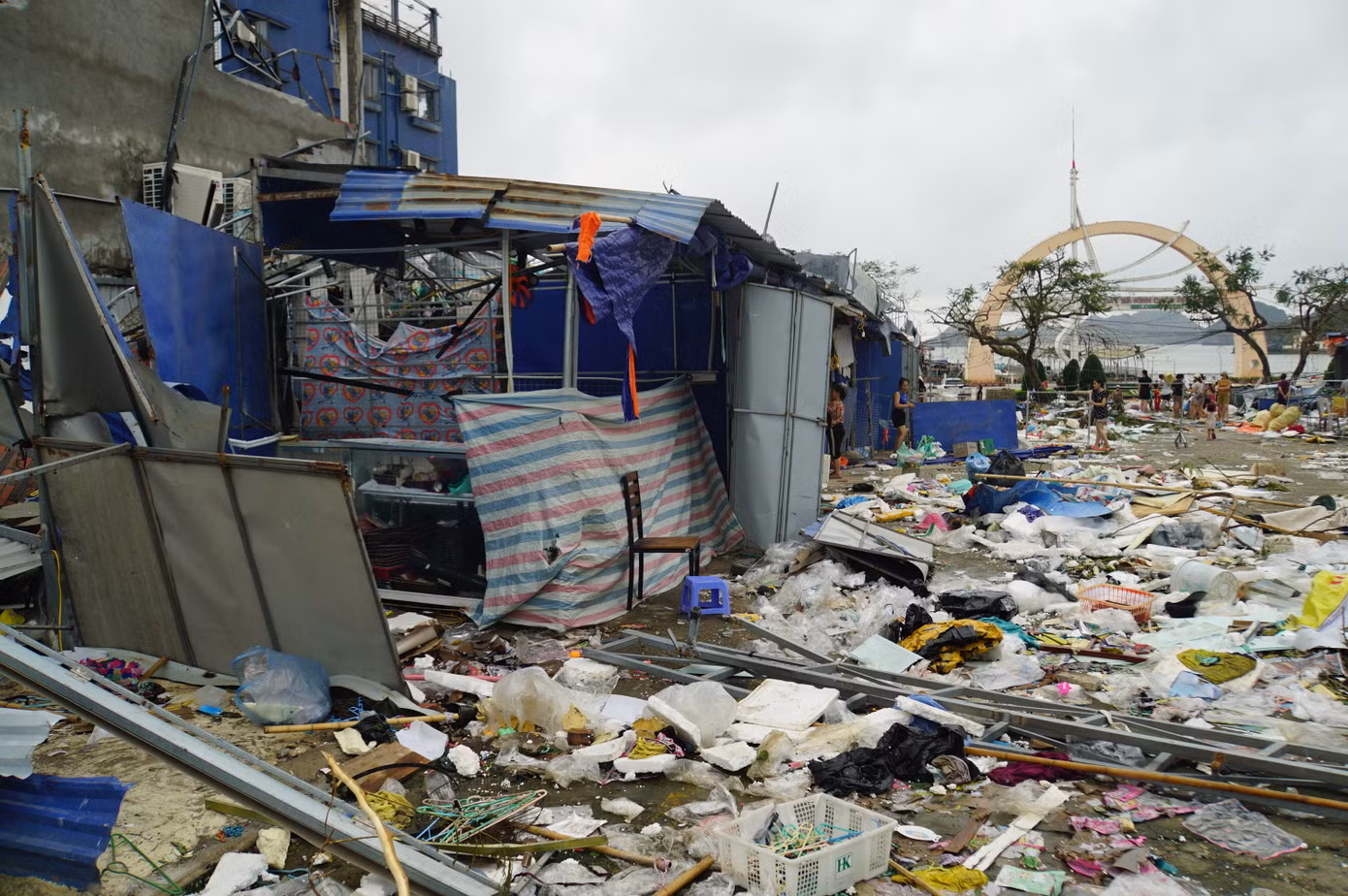 Khoảng 2.000 tấn rác thải sinh hoạt mỗi ngày được thu gom, vận chuyển và xử lý tại TP Hải Phòng.