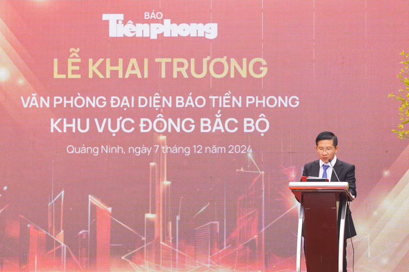 Nhà báo Nguyễn Ngọc Cương - Phụ trách VPĐD báo Tiền Phong khu vực Đông Bắc Bộ tiếp thu những gợi mở, góp ý của các đại biểu. Nhà báo Nguyễn Ngọc Cương - Phụ trách VPĐD báo Tiền Phong khu vực Đông Bắc Bộ tiếp thu những gợi mở, góp ý của các đại biểu.
