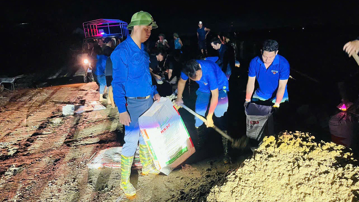 Với tinh thần "Đâu cần thanh niên có - Việc gì khó có thanh niên", Tỉnh Đoàn Hải Dương đã phát huy vai trò xung kích, tình nguyện, thành lập 235 đội hình thanh niên tình nguyện, huy động hàng nghìn lượt đoàn viên tại 12 huyện/thị/thành tham gia công tác khắc phục hậu quả bão số 3, hỗ trợ công tác phòng chống lũ lụt tại địa phương.