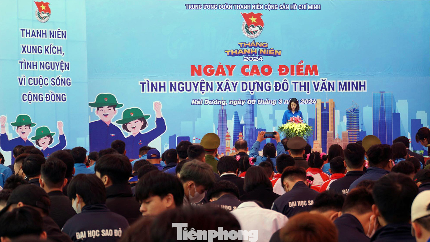 Ngày 9/3, tại Trường Tiểu học Chí Minh (TP Chí Linh, tỉnh Hải Dương), Trung ương Đoàn TNCS Hồ Chí Minh tổ chức Lễ phát động ngày cao điểm "Tình nguyện xây dựng đô thị văn minh" trong Tháng Thanh niên 2024 tại tất cả các cơ sở Đoàn khu vực đô thị trên cả nước.