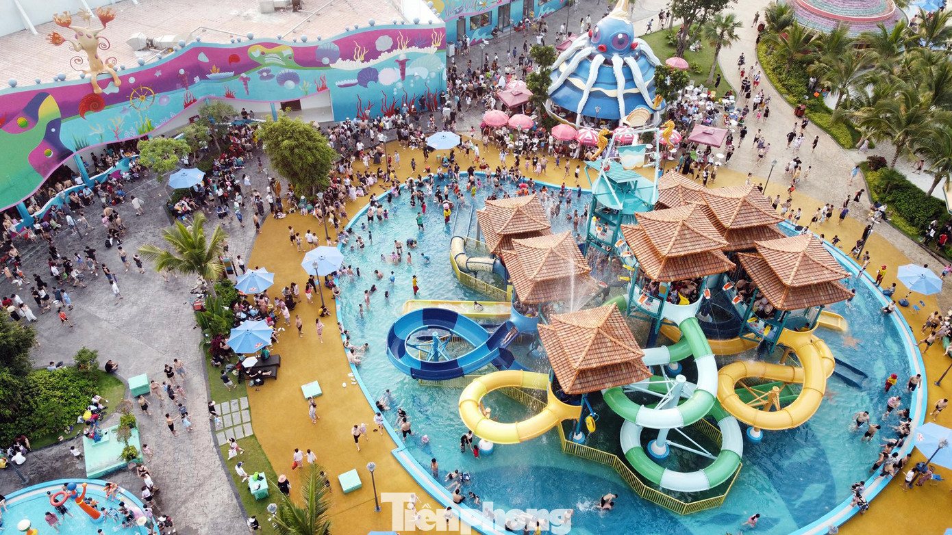 Hè 2024 Đồ Sơn đưa vào khai thác nhiều dịch vụ du lịch cao cấp như công viên nước, công viên ánh sáng, khách sạn 5 sao...