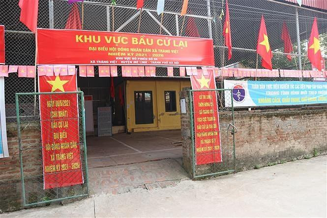 Đơn vị bầu cử số 4-Khu vực bầu cử lại đại biểu HĐND xã Tráng Việt nhiệm kỳ 2021-2026. (Ảnh Mạnh Khánh/TTXVN) Đơn vị bầu cử số 4-Khu vực bầu cử lại đại biểu HĐND xã Tráng Việt nhiệm kỳ 2021-2026. (Ảnh Mạnh Khánh/TTXVN)