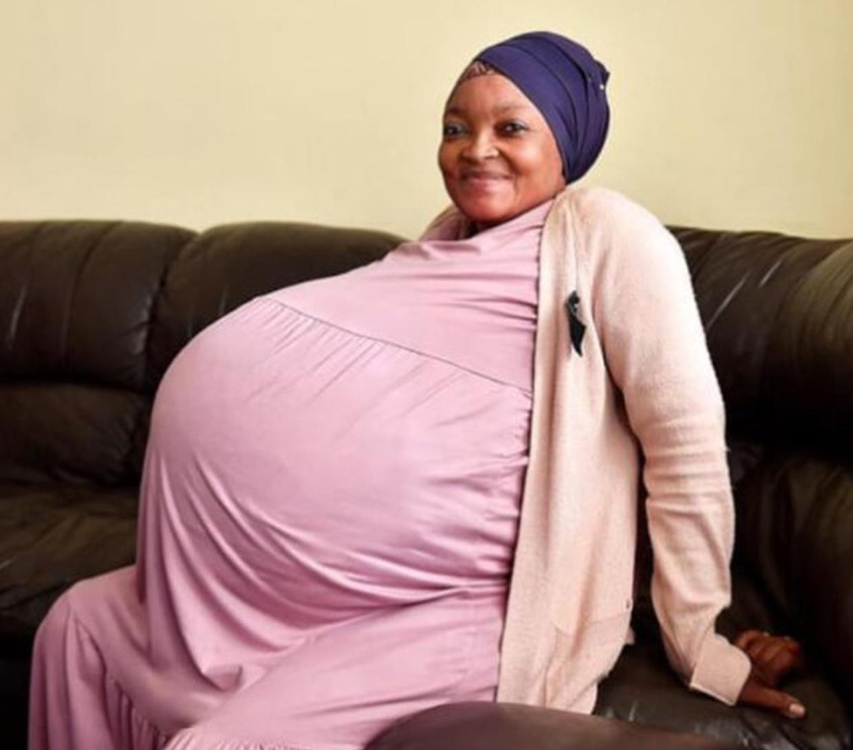 Sithole khi mang thai. Ảnh: The Sun Sithole khi mang thai. Ảnh: The Sun