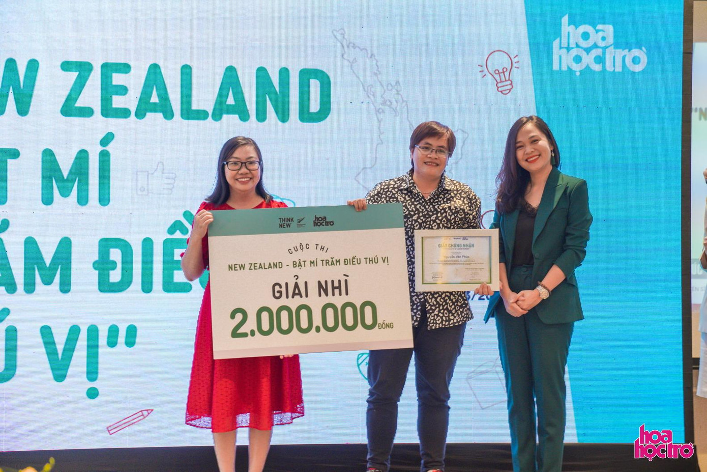 Giải Nhì: Nguyễn Văn Phúc.