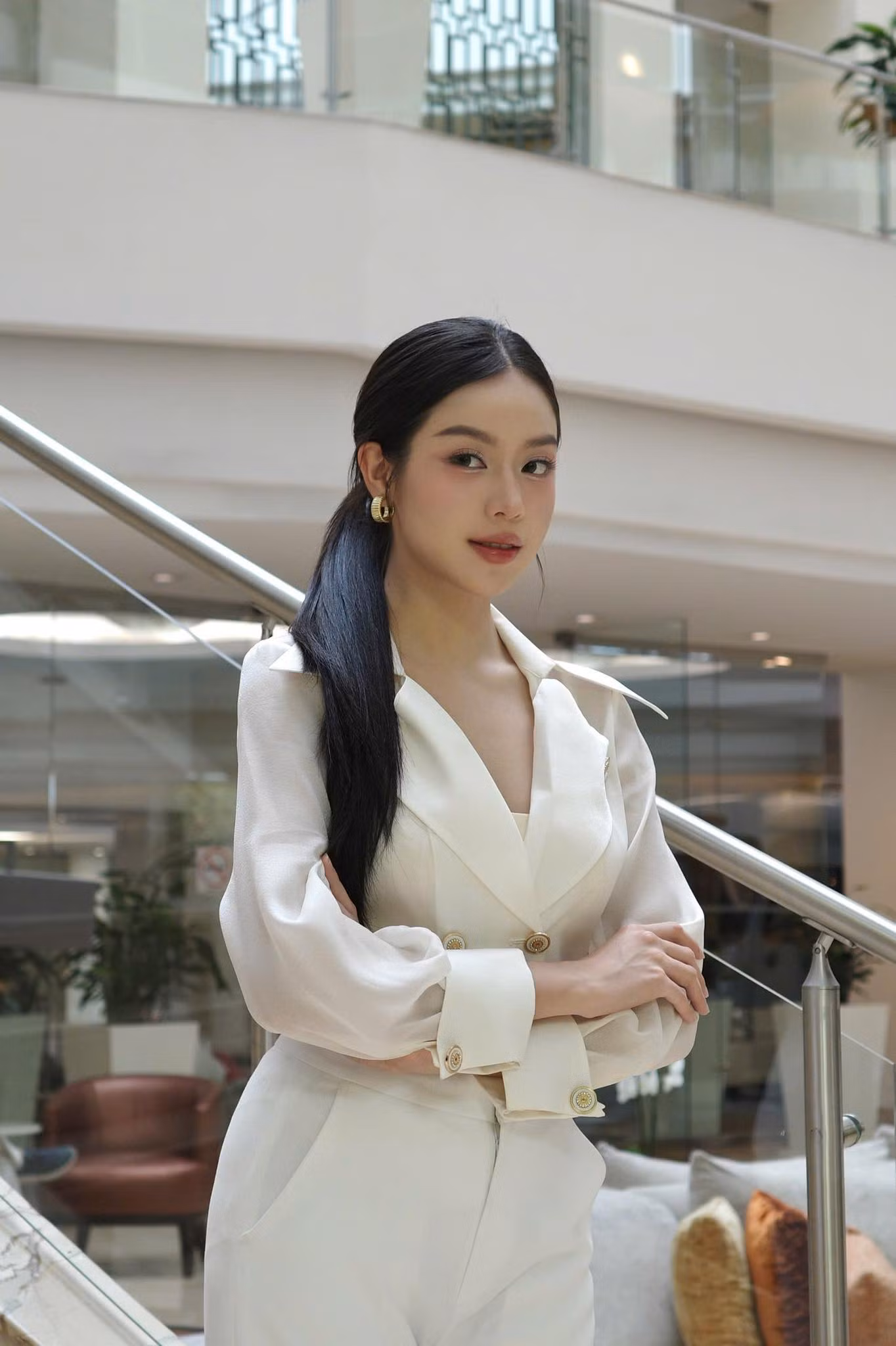 Thanh Thủy rạng rỡ khi xuất hiện ở Guatemala.