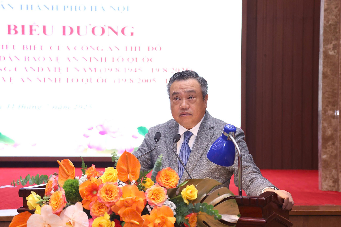 Chủ tịch UBND TP Hà Nội Trần Sỹ Thanh phát biểu tại chương trình.