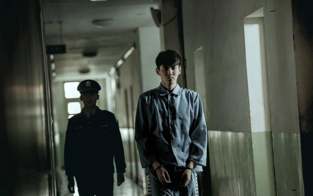 Ngô Diệc Phàm không chỉ đối mặt với nguy cơ ngồi tù, mà còn phải bồi thường thiệt hại cho các nhãn hàng, nhà sản xuất phim. Ngô Diệc Phàm không chỉ đối mặt với nguy cơ ngồi tù, mà còn phải bồi thường thiệt hại cho các nhãn hàng, nhà sản xuất phim.