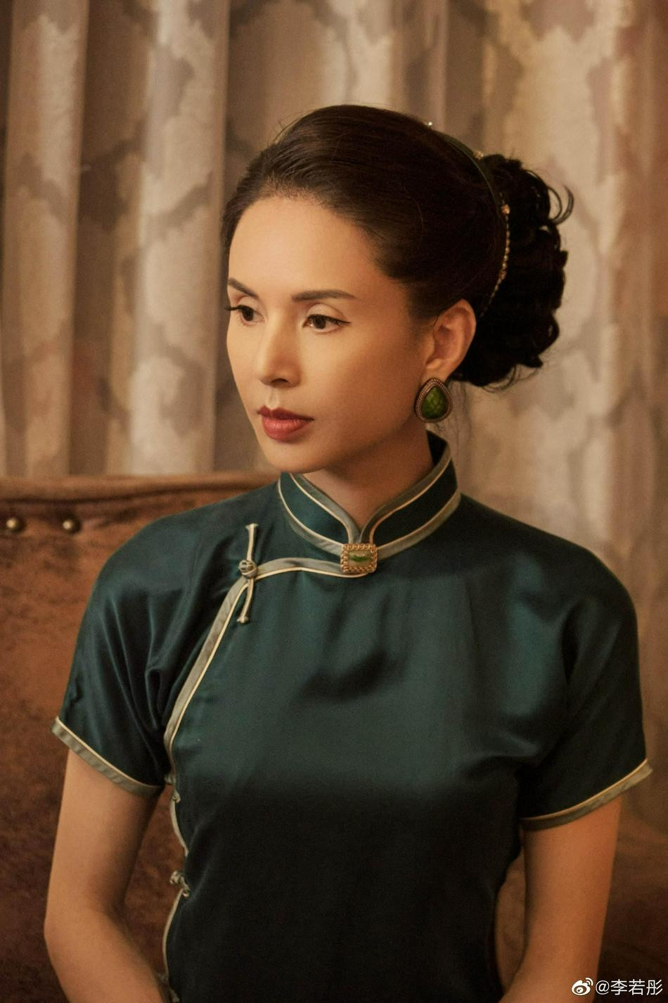 Được biết, để có thân hình săn chắc, thon thả như hiện tại, Lý Nhược Đồng duy trì thói quen tập thể dục trong suốt 20 năm qua. Ngoài ra, cô cũng chú trọng ăn uống, ngủ nghỉ khoa học, lành mạnh.