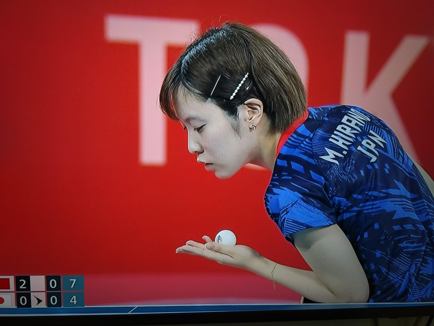 Miu Hirano dẫn điểm trước nhưng lại không thể kết thúc ván đấu bằng một chiến thắng