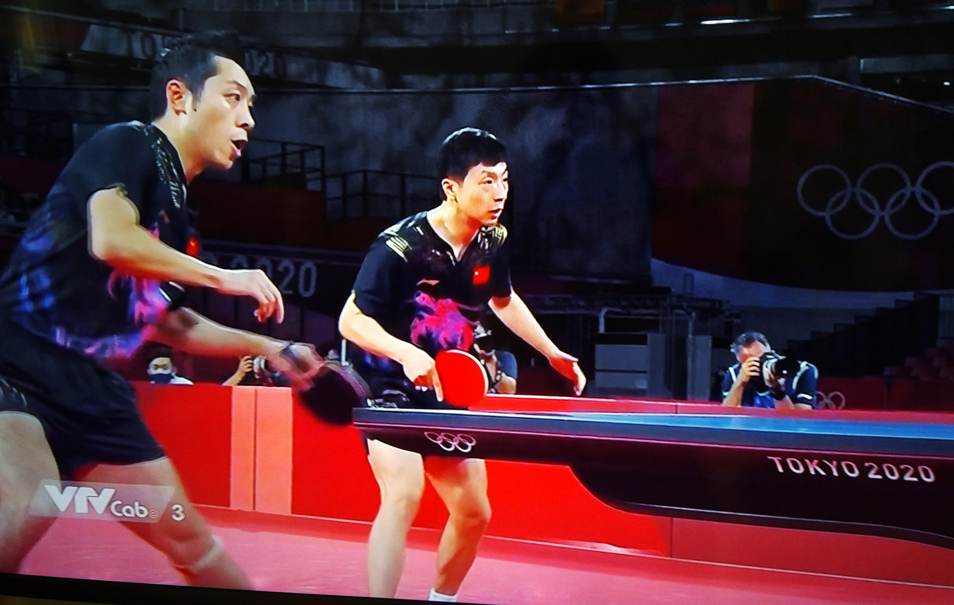 Cặp đôi một vợt dọc một vợt ngang rất lợi hại của Trung Quốc Cặp đôi một vợt dọc một vợt ngang rất lợi hại của Trung Quốc