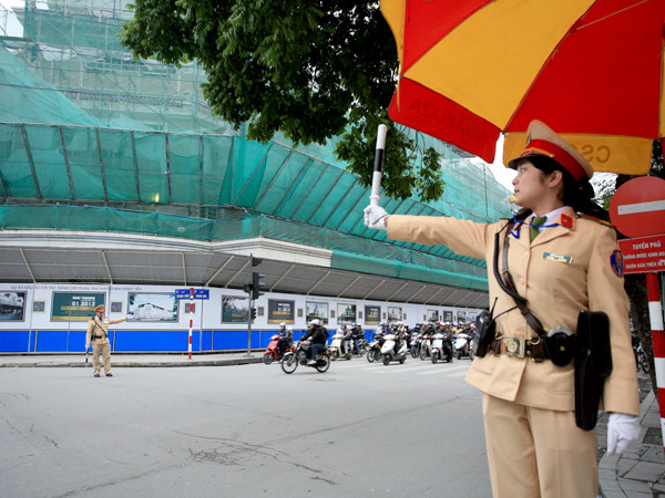 Hình ảnh đẹp về CSGT khi đang làm nhiệm vụ