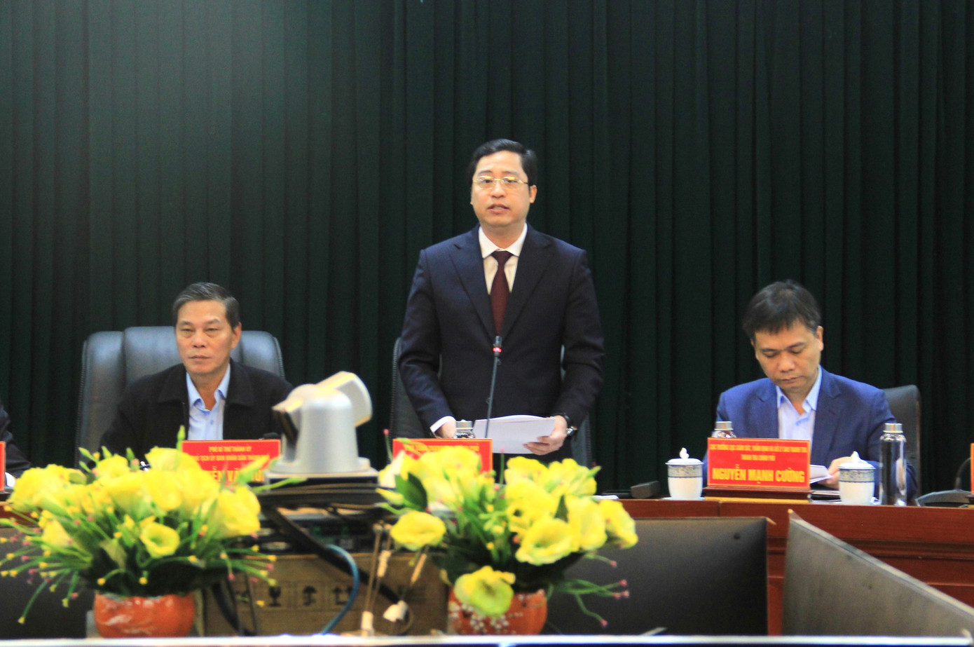 Phó tổng Thanh tra Chính phủ Dương Quốc Huy phát biểu công bố kết luận thanh tra. Phó tổng Thanh tra Chính phủ Dương Quốc Huy phát biểu công bố kết luận thanh tra.