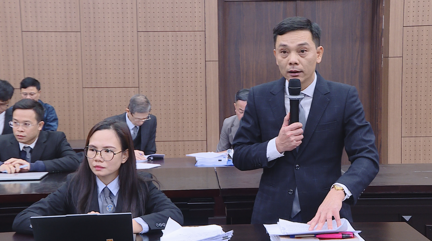 Luật sư Đỗ Thị Ánh Tuyết và Trịnh Văn Tuyến.