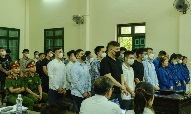 Các bị cáo tại phiên tòa.