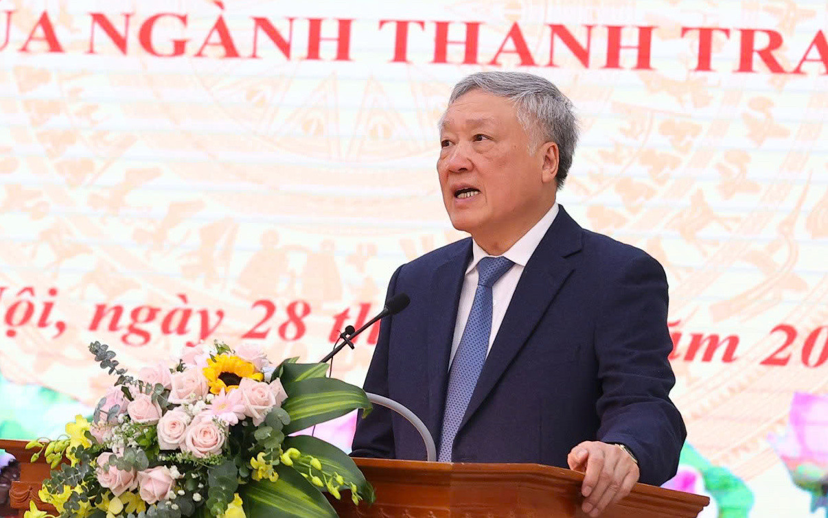 Phó Thủ tướng Thường trực Chính phủ Nguyễn Hòa Bình. Phó Thủ tướng Thường trực Chính phủ Nguyễn Hòa Bình.