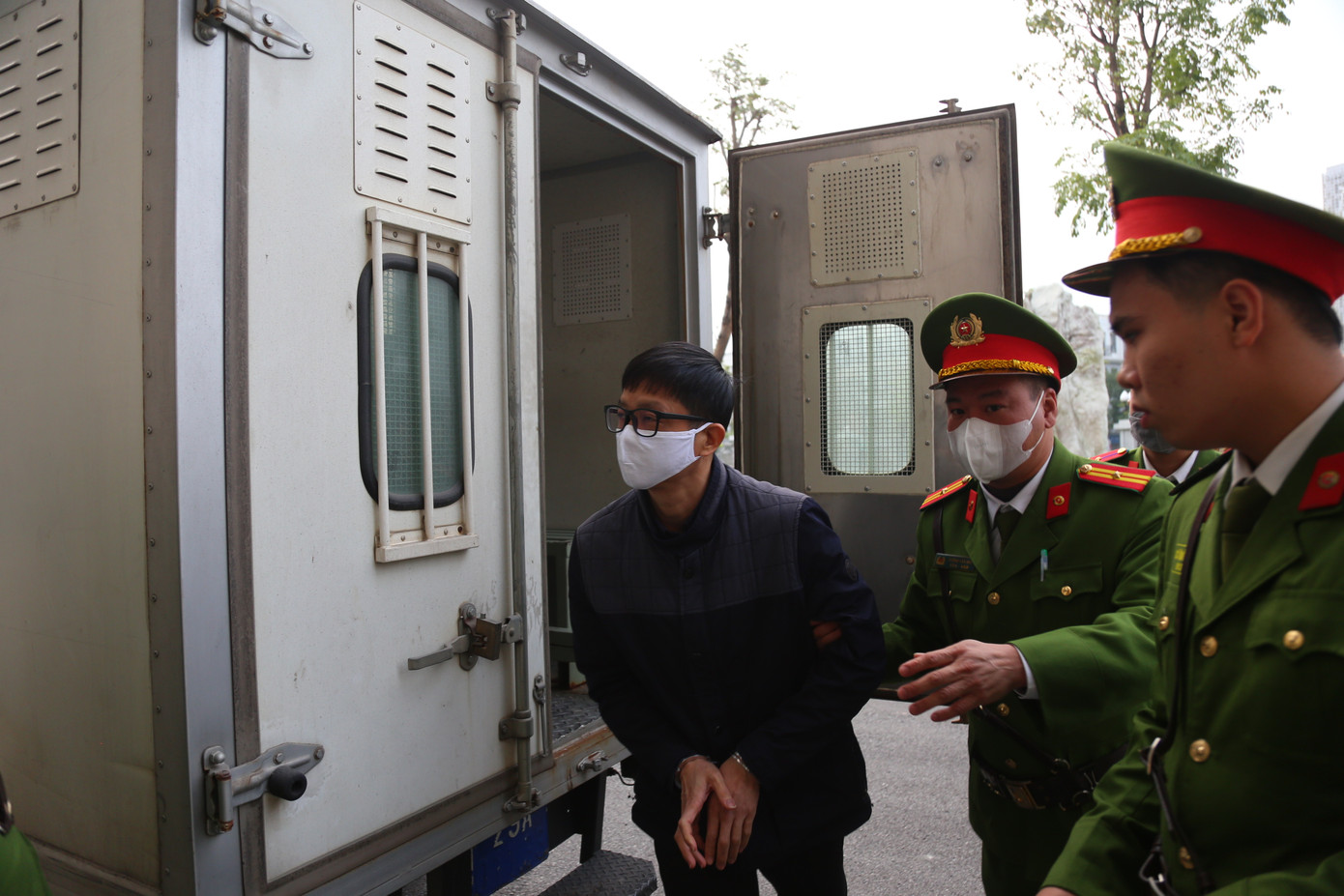 Bị cáo Vũ Hồng Quang. Bị cáo Vũ Hồng Quang.