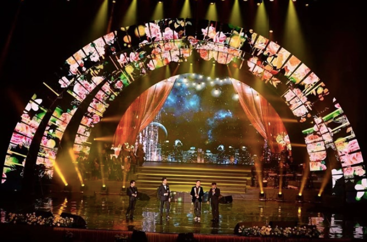 Đêm nhạc "Đêm Việt Nam 7 - Chuyện của mùa đông" do VietArt tổ chức.