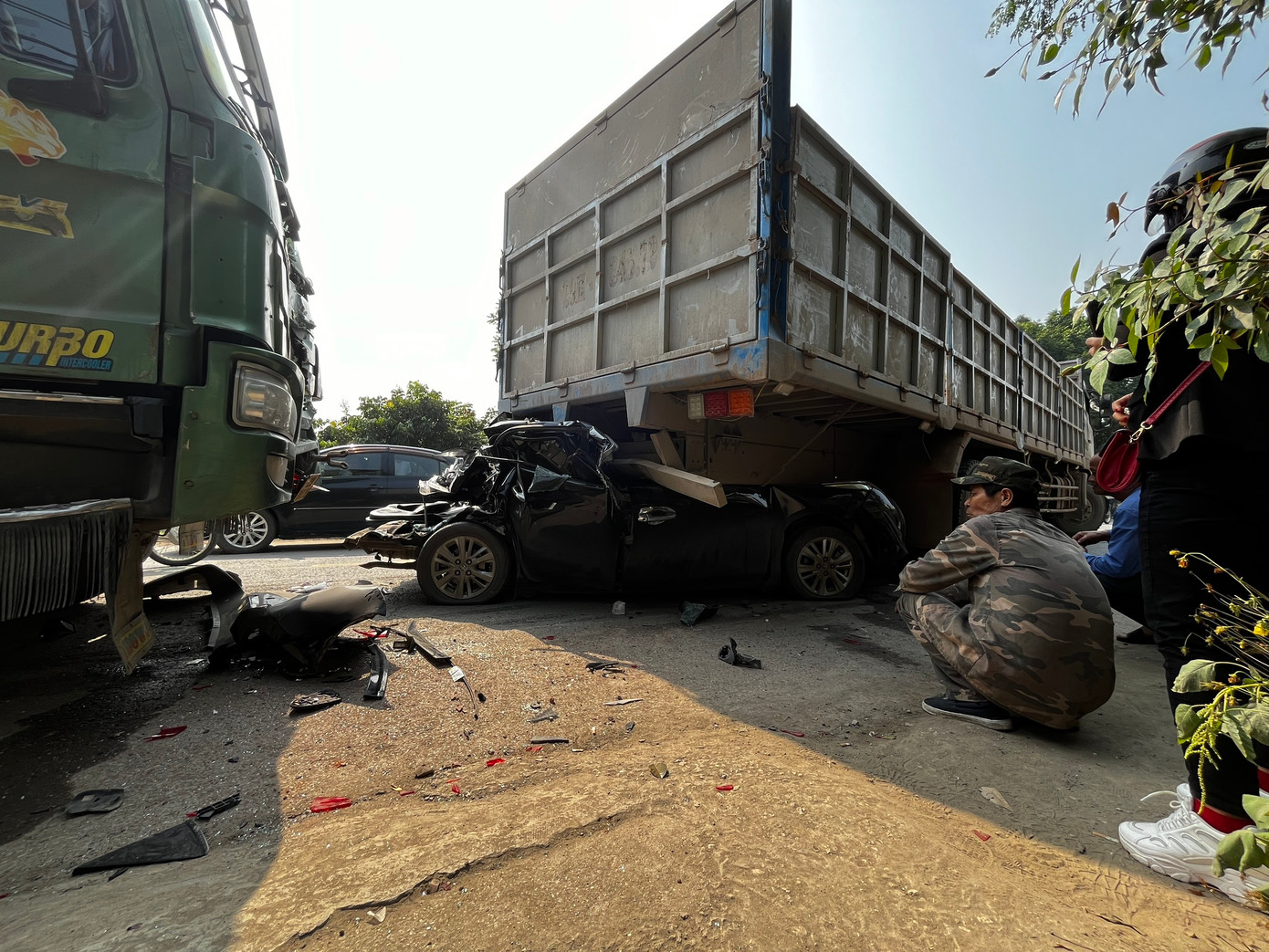 Vụ tai nạn khiến 3 người thương vong. Vụ tai nạn khiến 3 người thương vong.