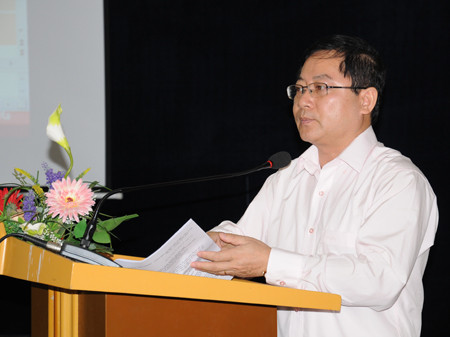 Tổng biên tập báo Tiền Phong Lê Xuân Sơn phát biểu tại Đại hội
