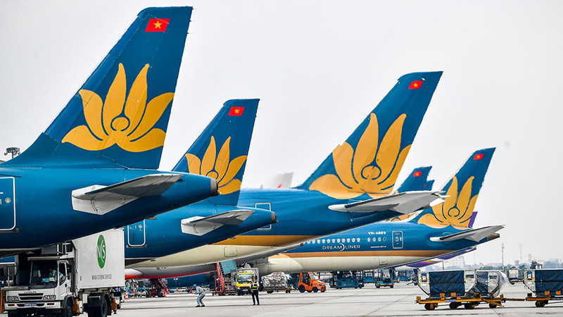 Vietnam Airlines đã có kế hoạch bổ sung đội máy bay thân hẹp từ cách đây vài năm để phục vụ nhu cầu vận chuyển trong tương lai và thay thế những máy bay đã cũ. Ảnh: VNA. Vietnam Airlines đã có kế hoạch bổ sung đội máy bay thân hẹp từ cách đây vài năm để phục vụ nhu cầu vận chuyển trong tương lai và thay thế những máy bay đã cũ. Ảnh: VNA.