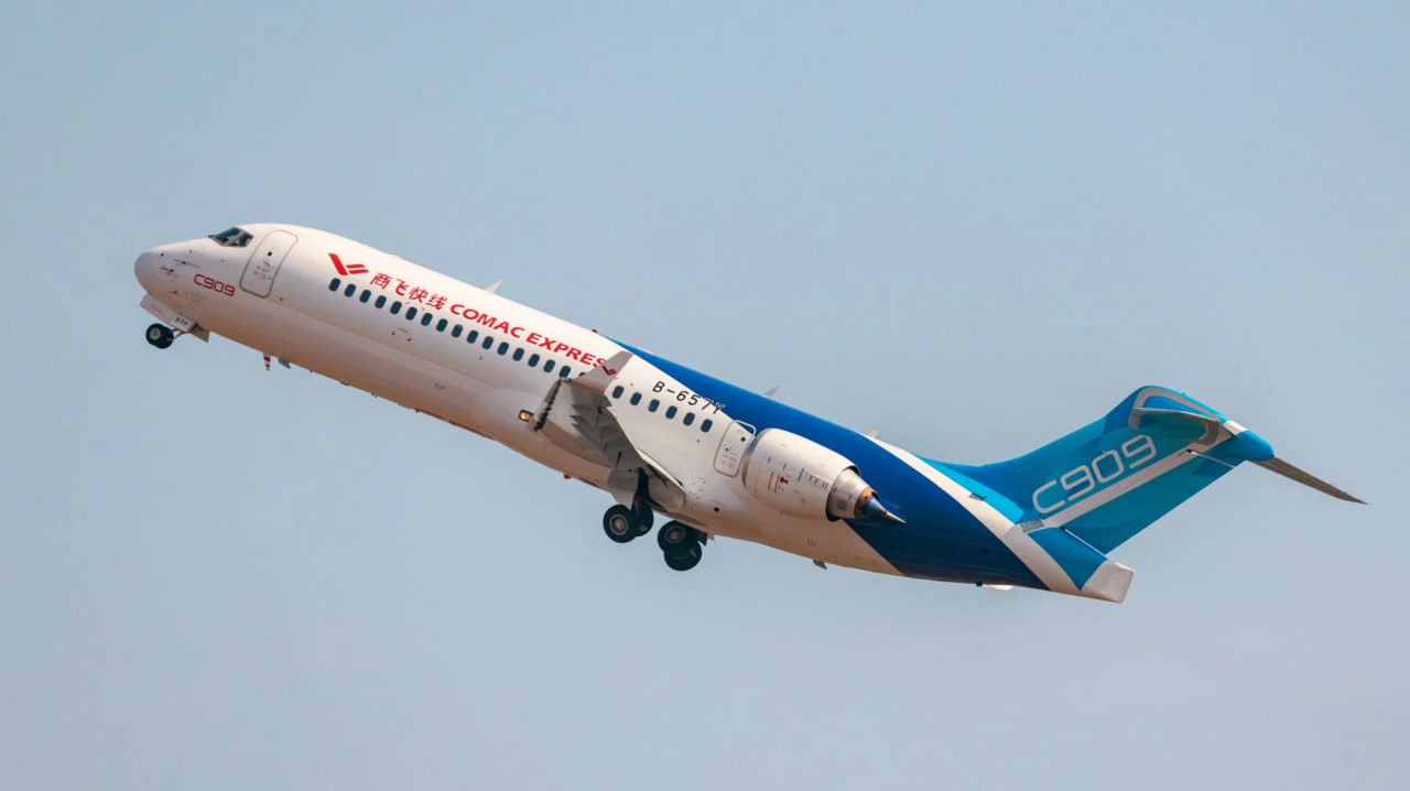 Máy bay COMAC C909 của Trung Quốc. Ảnh: COMAC.
