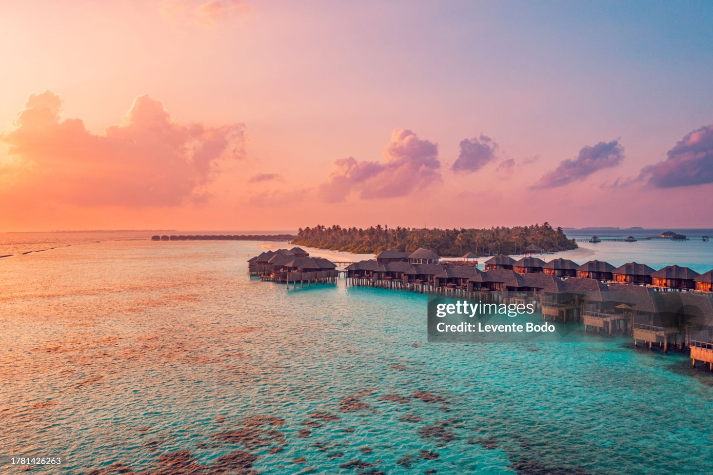 Maldives được mệnh danh là thiên đường du lịch. Ảnh: Getty.
