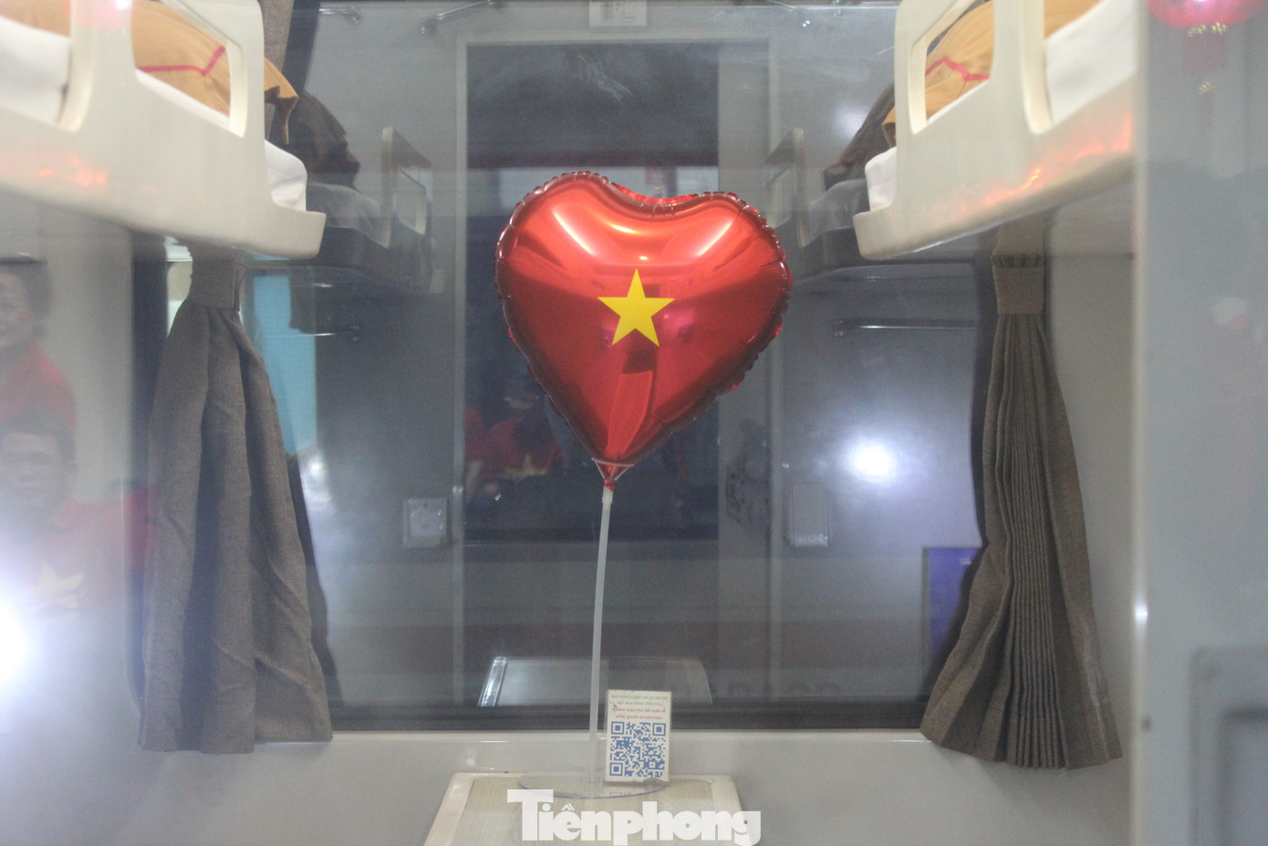 Vị trưởng tàu SE1 tin rằng, đoàn tàu Thống Nhất lần này chỉ là bước khởi đầu cho hành trình phát triển mạnh mẽ hơn nữa của ngành đường sắt. Ông tin tưởng ngành đường sắt sẽ ngày càng có nhiều đổi mới để mang đến dịch vụ tốt nhất cho người dân trong thời gian tới.