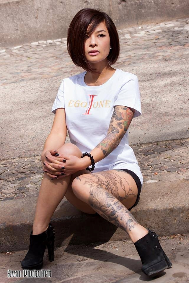 Cô quan niệm, xăm hình không có nghĩa là không nữ tính