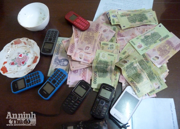 Tang vật vụ án bị thu giữ. Tang vật vụ án bị thu giữ