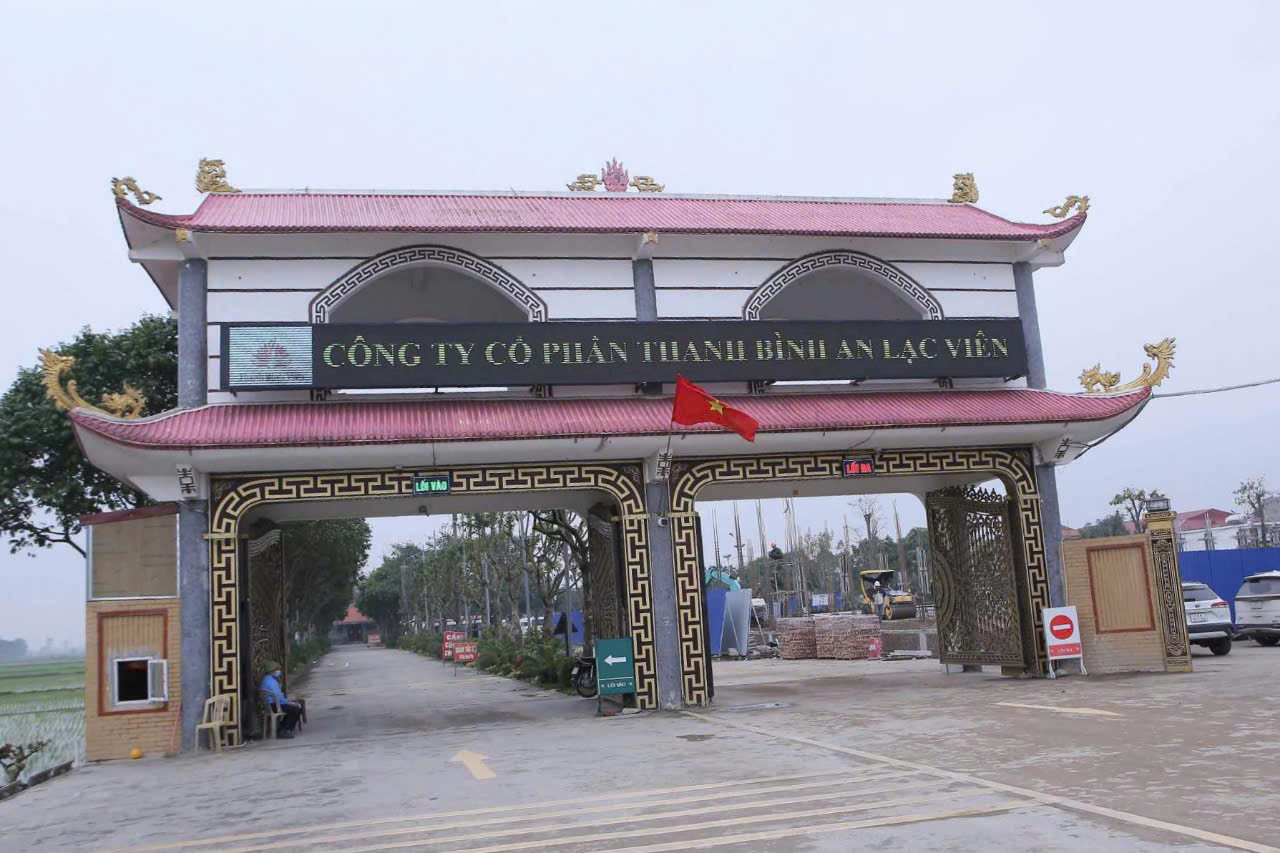 Công an yêu cầu Công ty Thanh Bình An Lạc Viên trả lại gần 11 tỷ đồng phí dịch vụ hỏa táng.