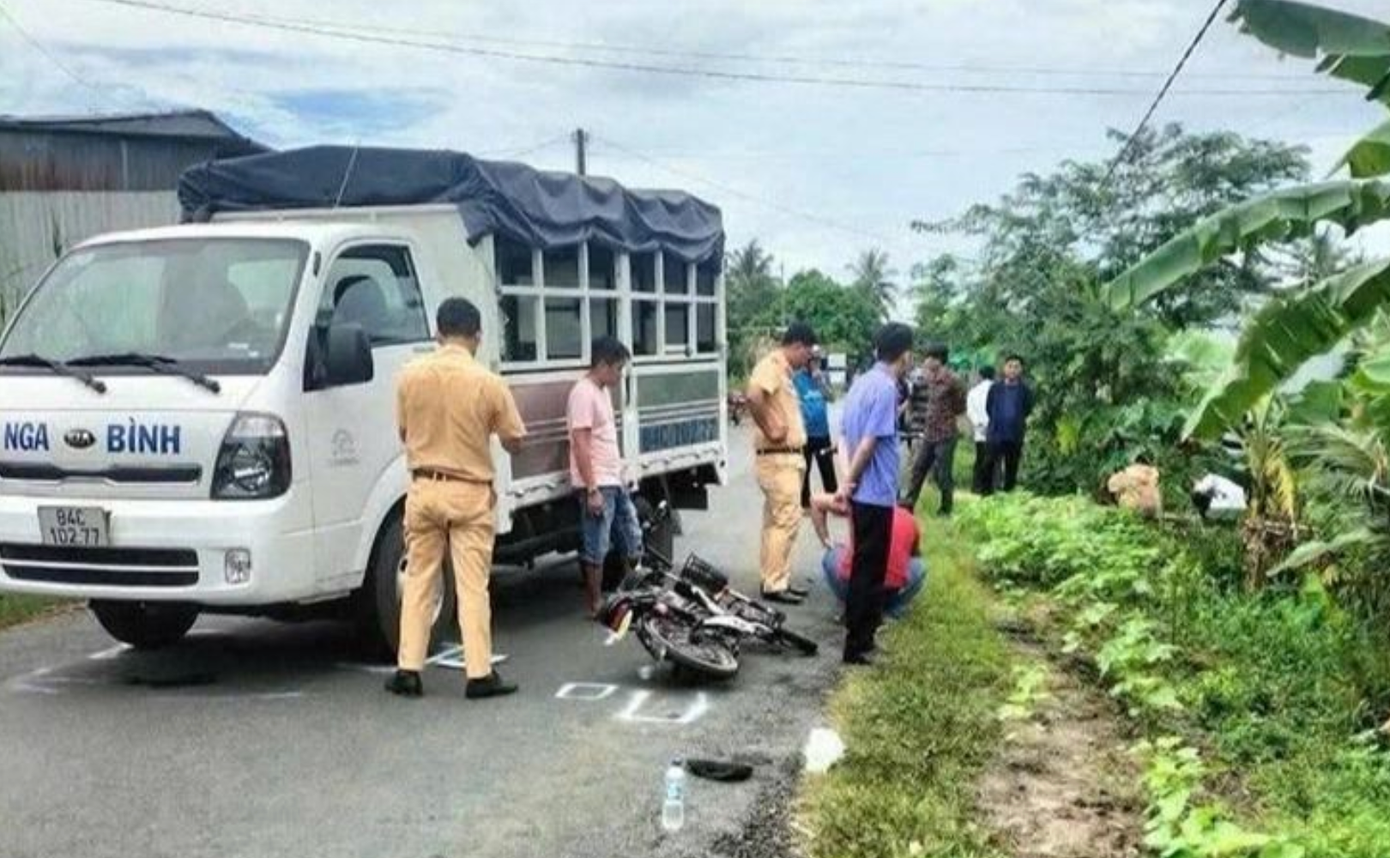 Hiện trường vụ tai nạn giao thông khiến bé gái tử vong.