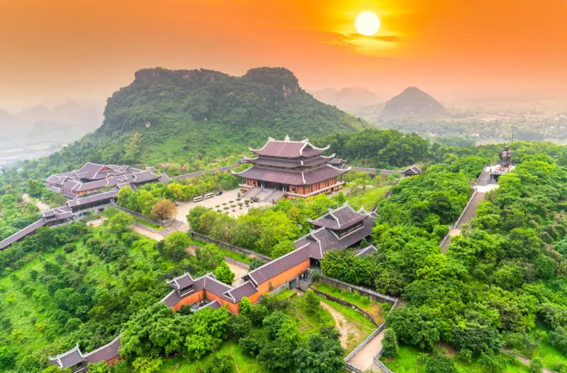 Chùa Bái Đính - ngôi chùa sở hữu nhiều kỷ lục nhất Đông Nam Á. Chùa Bái Đính - ngôi chùa sở hữu nhiều kỷ lục nhất Đông Nam Á.