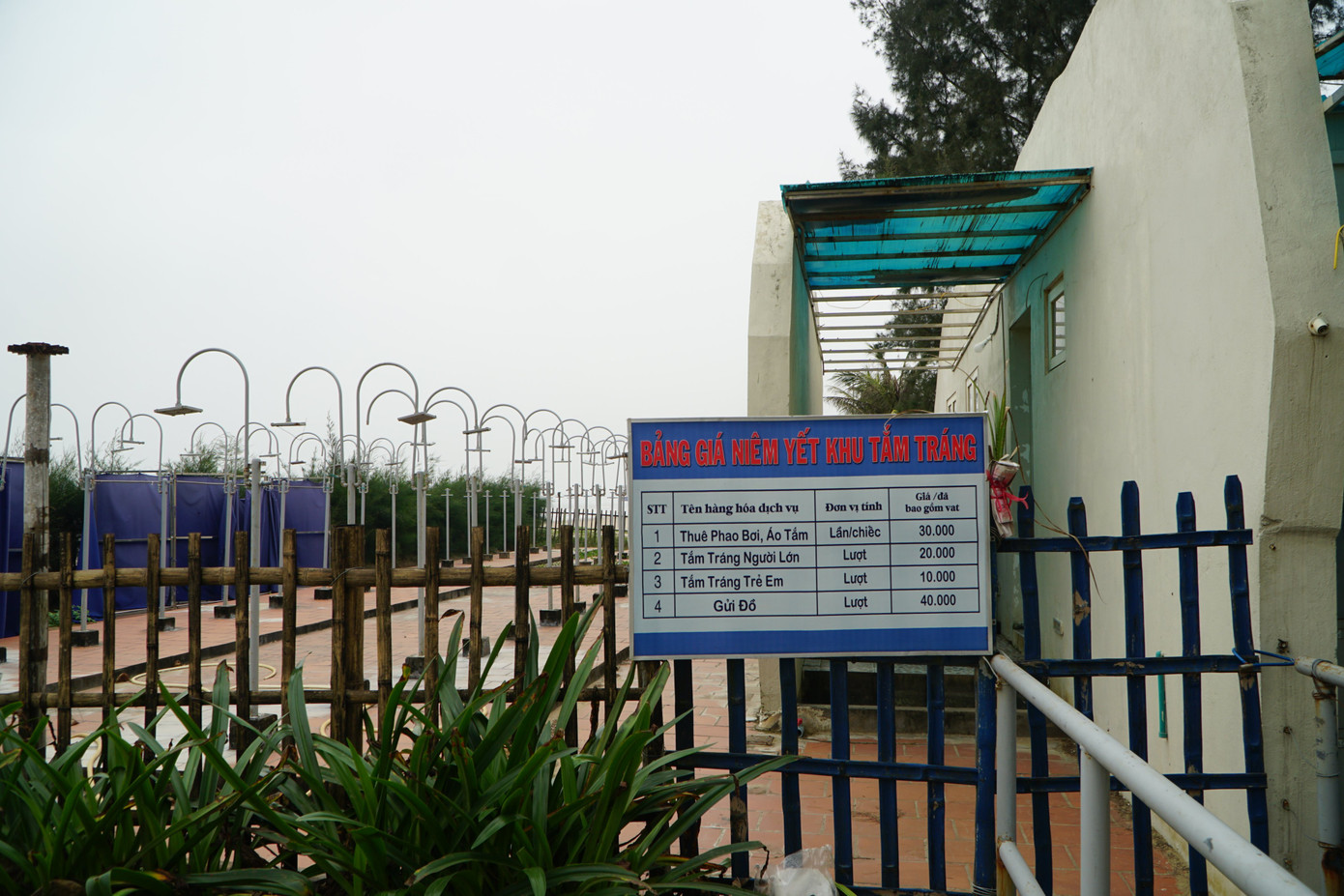 Bảng dịch vụ một trong những hạng mục do FLC đầu tư tại dự án Bảng dịch vụ một trong những hạng mục do FLC đầu tư tại dự án