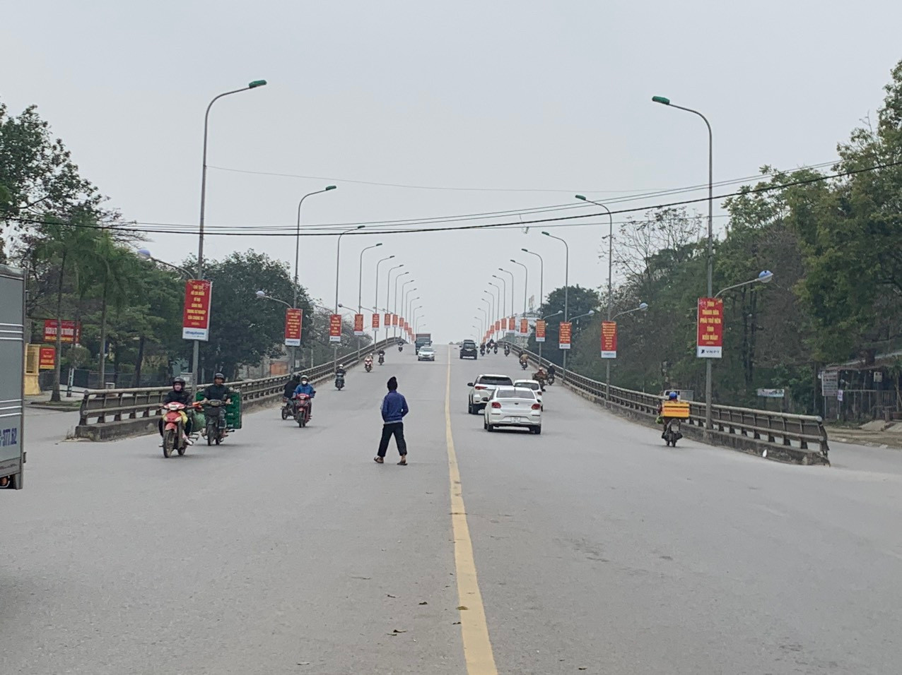 Cầu vượt Phú Sơn