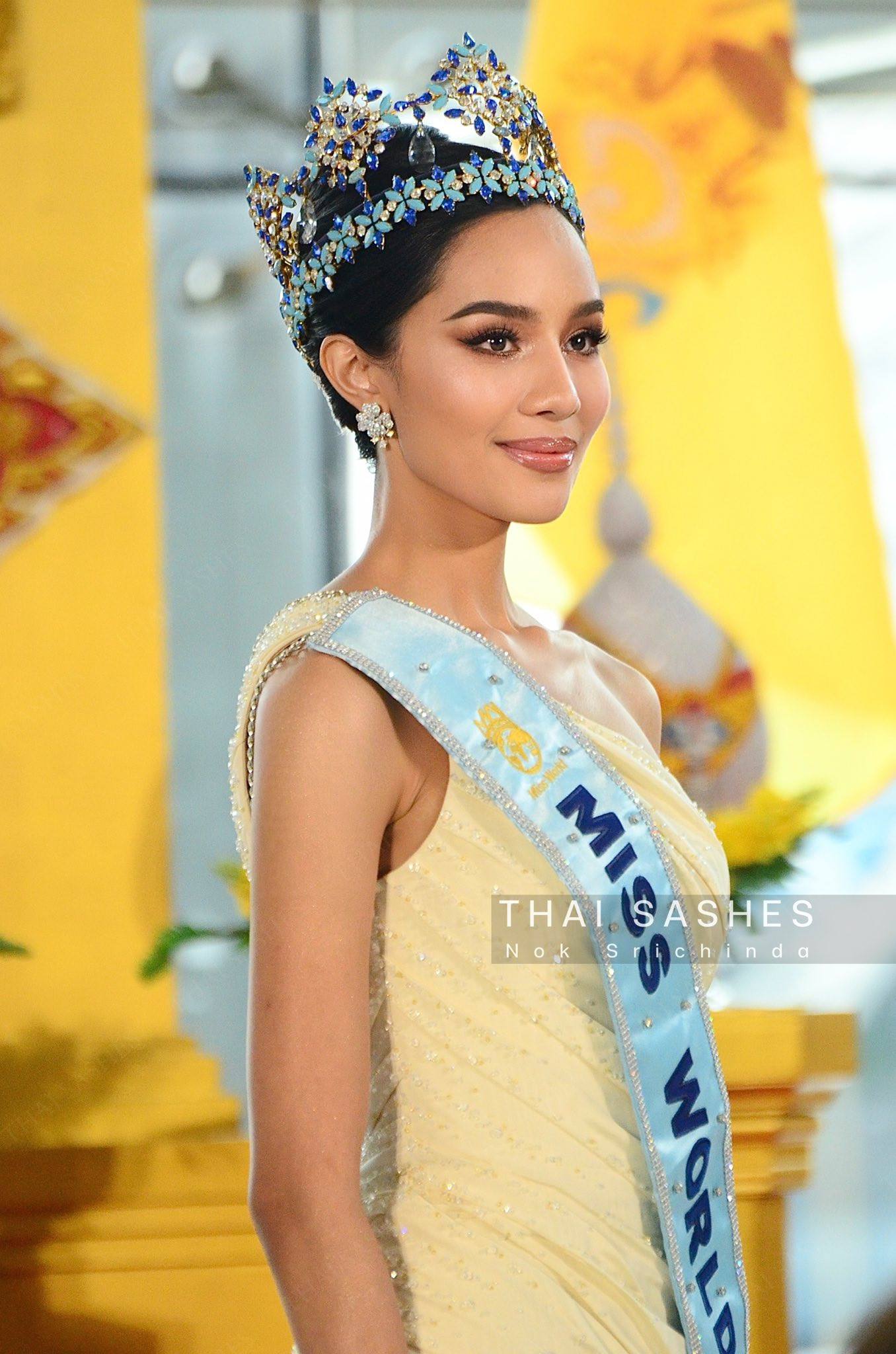 Ông Jirayu Huangtra, người phát ngôn của Thủ tướng, tiết lộ Tòa nhà Chính phủ dự kiến mở cửa để chào đón Suchata Chuangsri với tư cách là Hoa hậu Thế giới 2025 đầu tiên của Thái Lan.