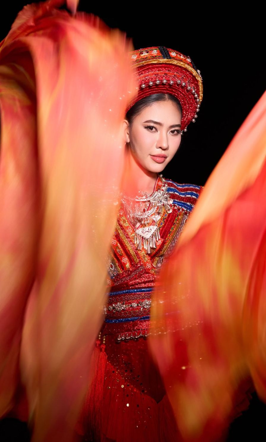 Hai thí sinh Thùy Trang và Thu Thảo rút lui ngay trước bán kết Hoa hậu Hoàn vũ Việt Nam 2025.