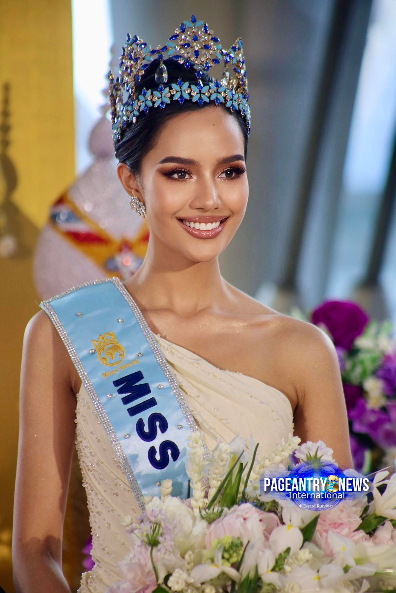 Trước đó, Suchata Chuangsri đã có cơ hội gặp Thủ tướng Paetongtarn tại Tòa nhà Chính phủ sau khi giành giải á hậu 3 tại cuộc thi Hoa hậu Hoàn vũ 2024 lần thứ 73 tại Mexico.