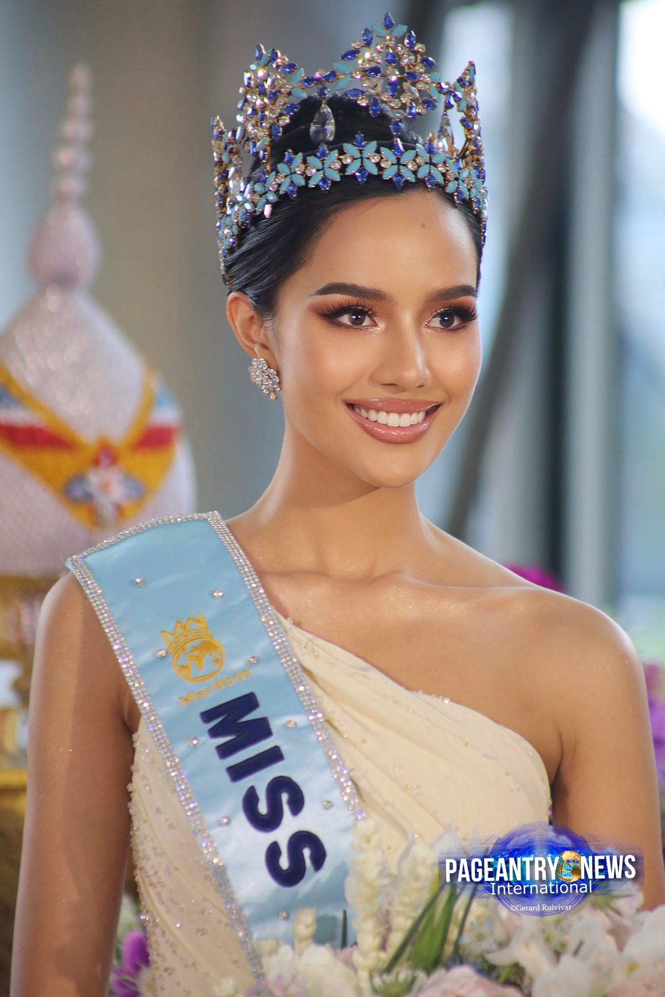 Trước đó, Suchata Chuangsri đã có cơ hội gặp Thủ tướng Paetongtarn tại Tòa nhà Chính phủ sau khi giành giải á hậu 3 tại cuộc thi Hoa hậu Hoàn vũ 2024 lần thứ 73 tại Mexico.