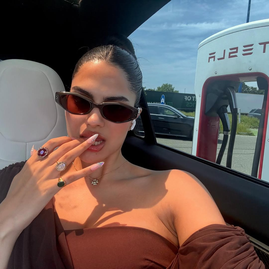 Hình ảnh Rachel trong chuyến du lịch ở châu Âu.