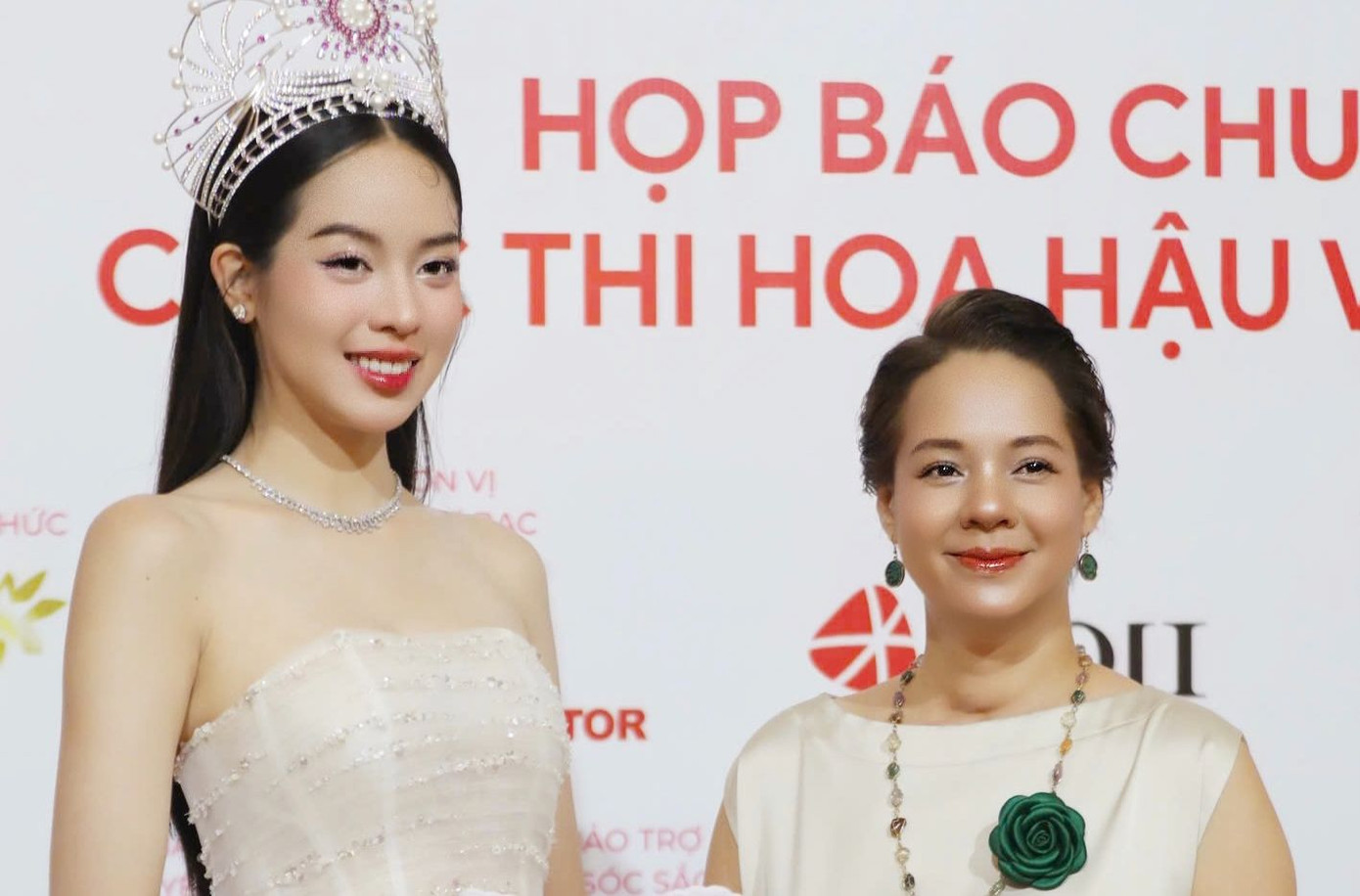 MC Diễm Quỳnh tại họp báo chung kết Hoa hậu Việt Nam chiều 13/6 ở TP Huế. Ảnh: Trọng Tài.